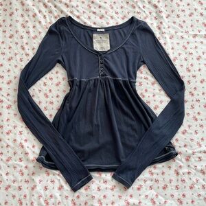 Abercrombie & Fitch Dark Blue Long Sleeve Top